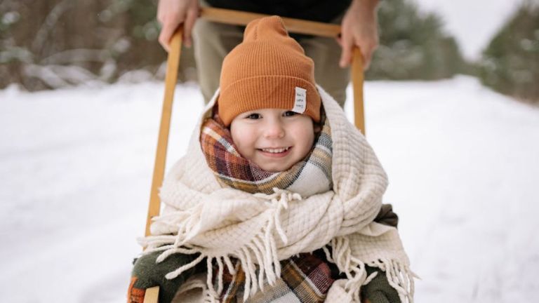 10 peças indispensáveis no guarda-roupa infantil no inverno